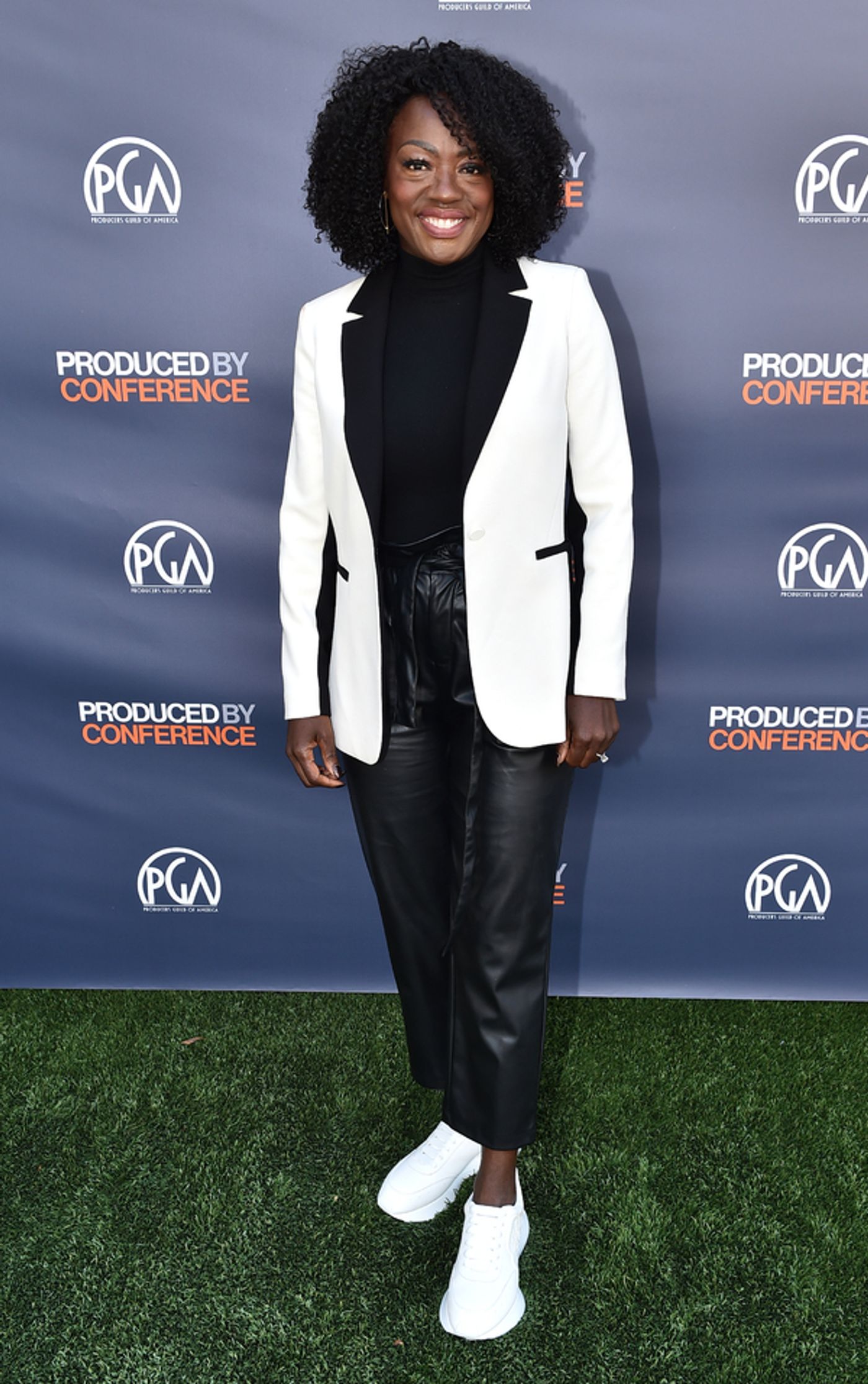 Photos: See Viola Davis, Yvette Nicole Brown, Eva Longoria & More at 13th Annual Produced By Conference  Image