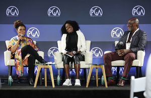 Yvette Nicole Brown, Viola Davis and Julius Tennon  Photo
