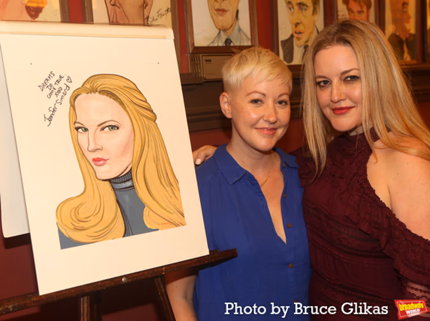 Photos: Jennifer Simard Receives Her Portrait at Sardi's  Image