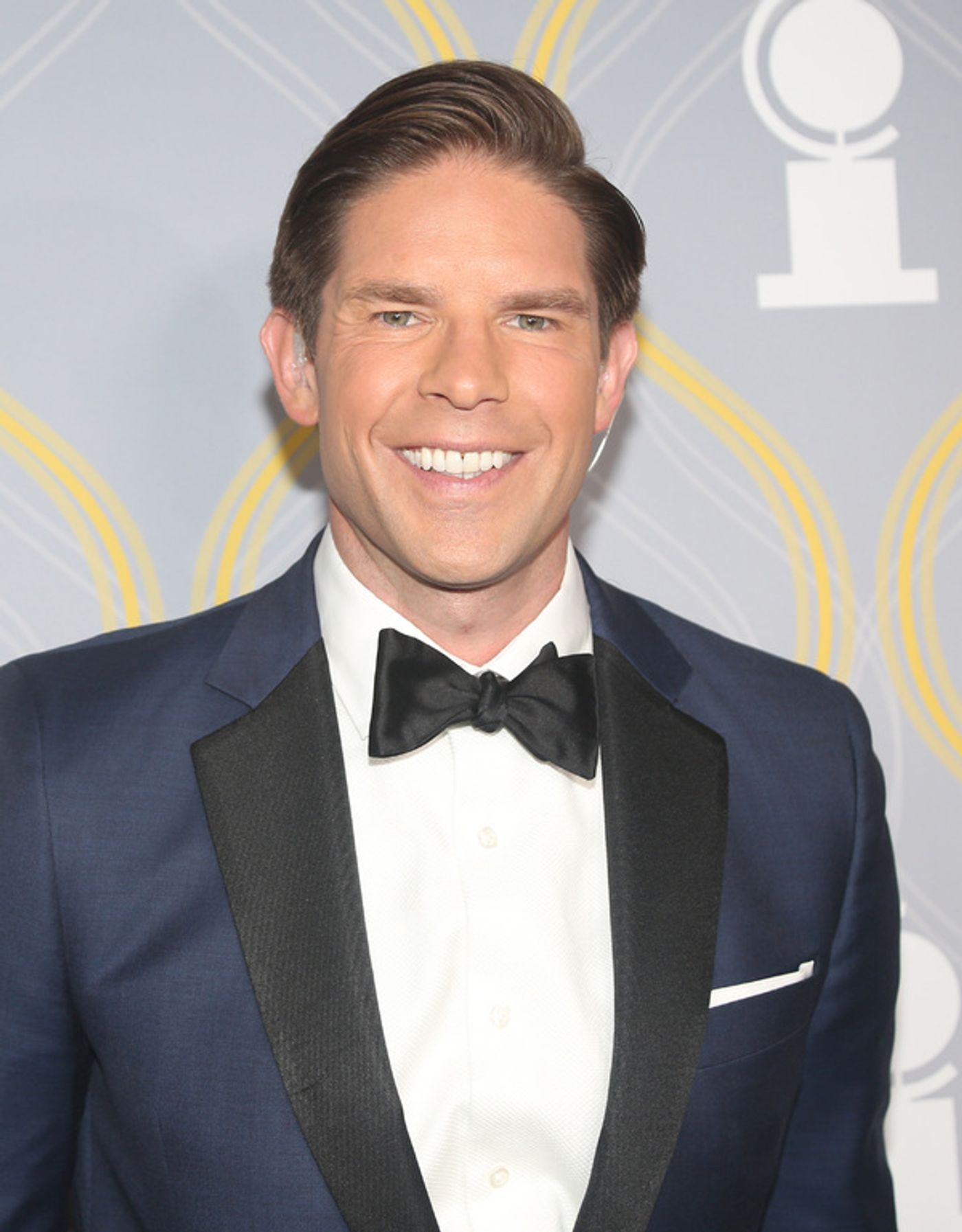 Photos: Broadway Stars Align on the 2022 Tony Awards Red Carpet  Image