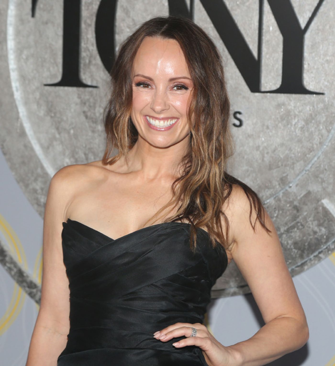 Photos: Broadway Stars Align on the 2022 Tony Awards Red Carpet  Image
