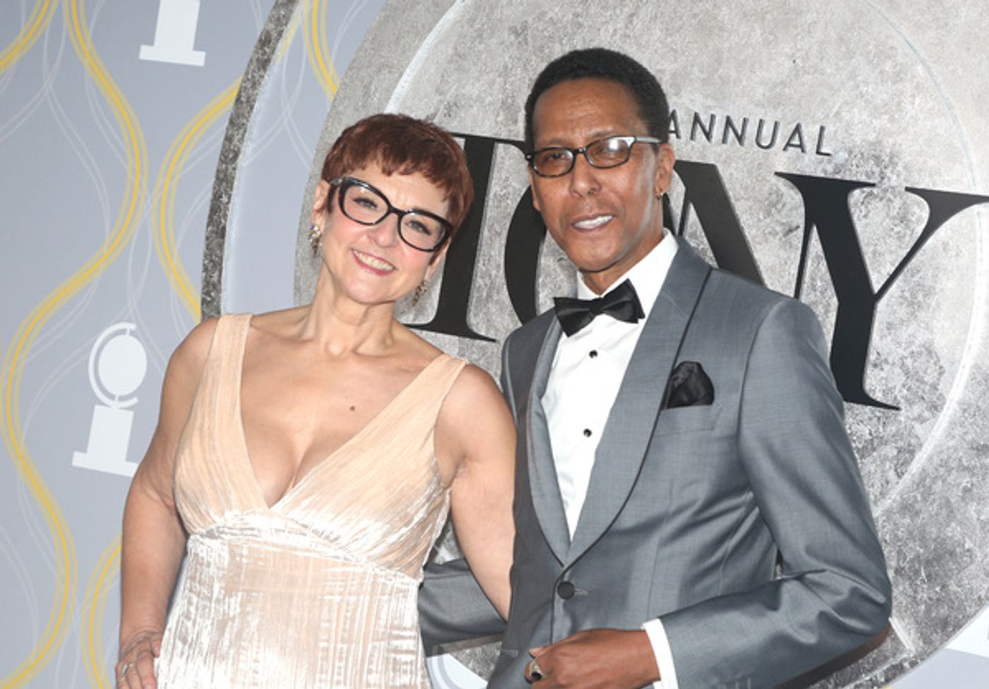 Photos: Broadway Stars Align on the 2022 Tony Awards Red Carpet  Image