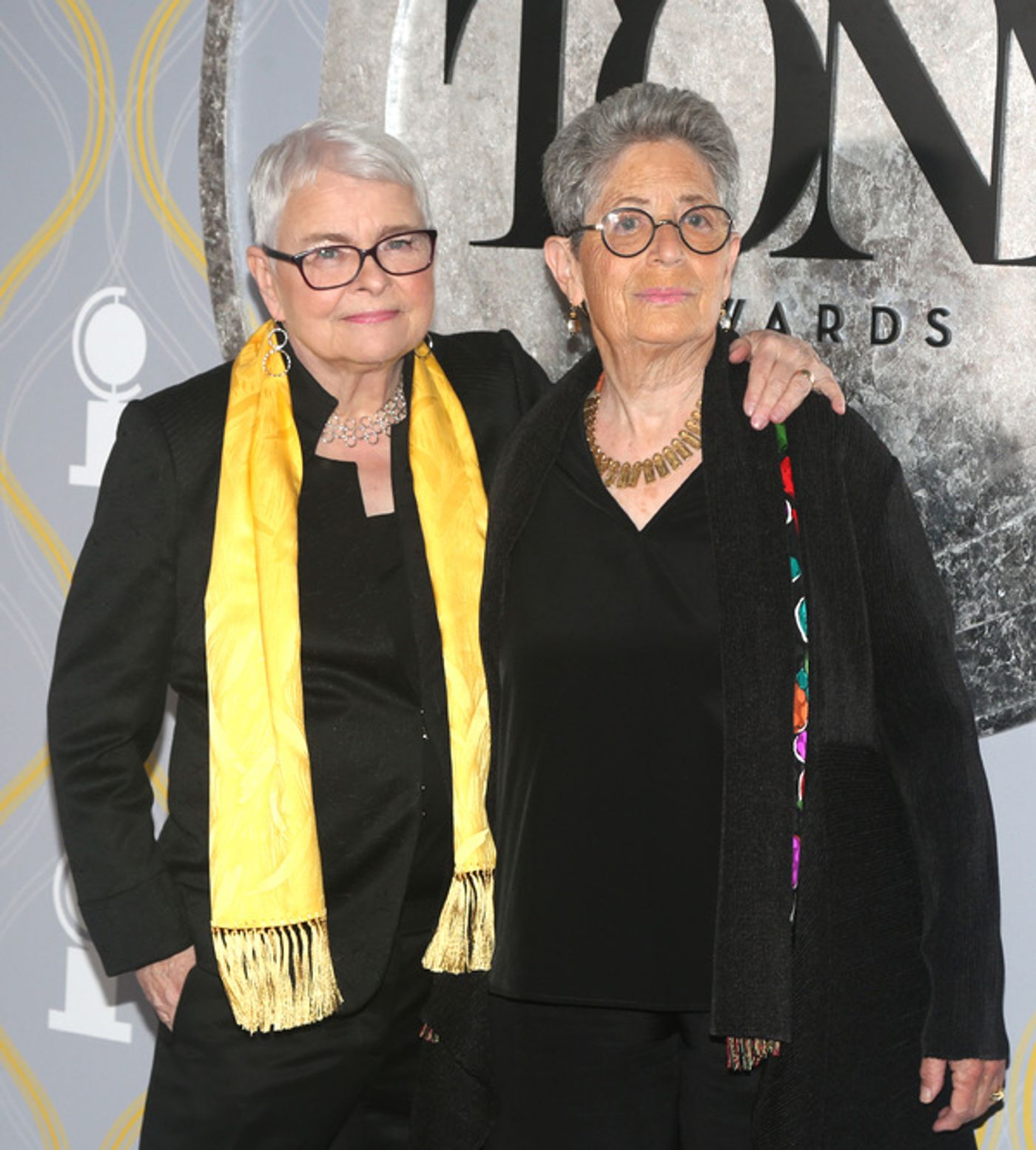 Photos: Broadway Stars Align on the 2022 Tony Awards Red Carpet  Image