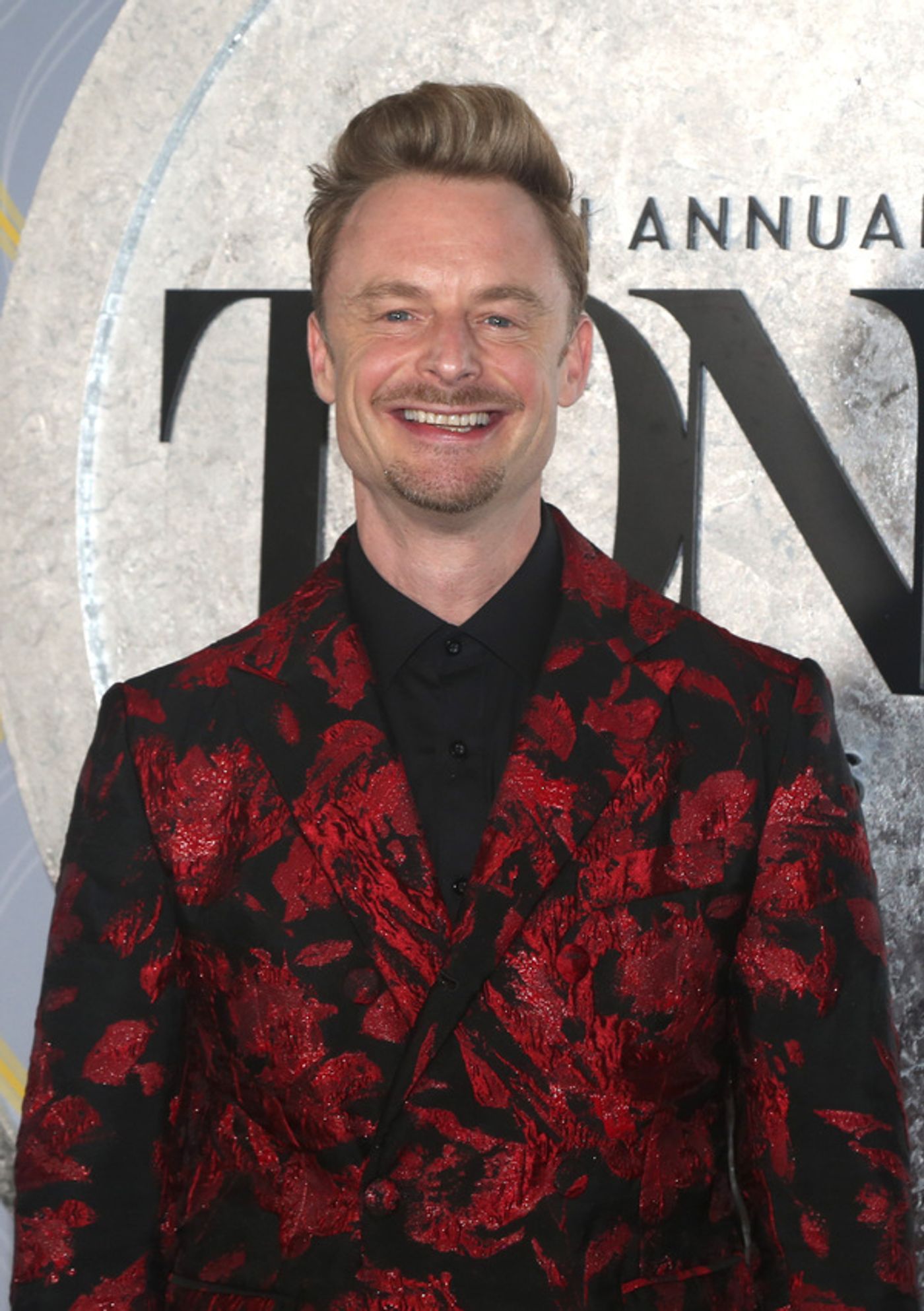Photos: Broadway Stars Align on the 2022 Tony Awards Red Carpet  Image