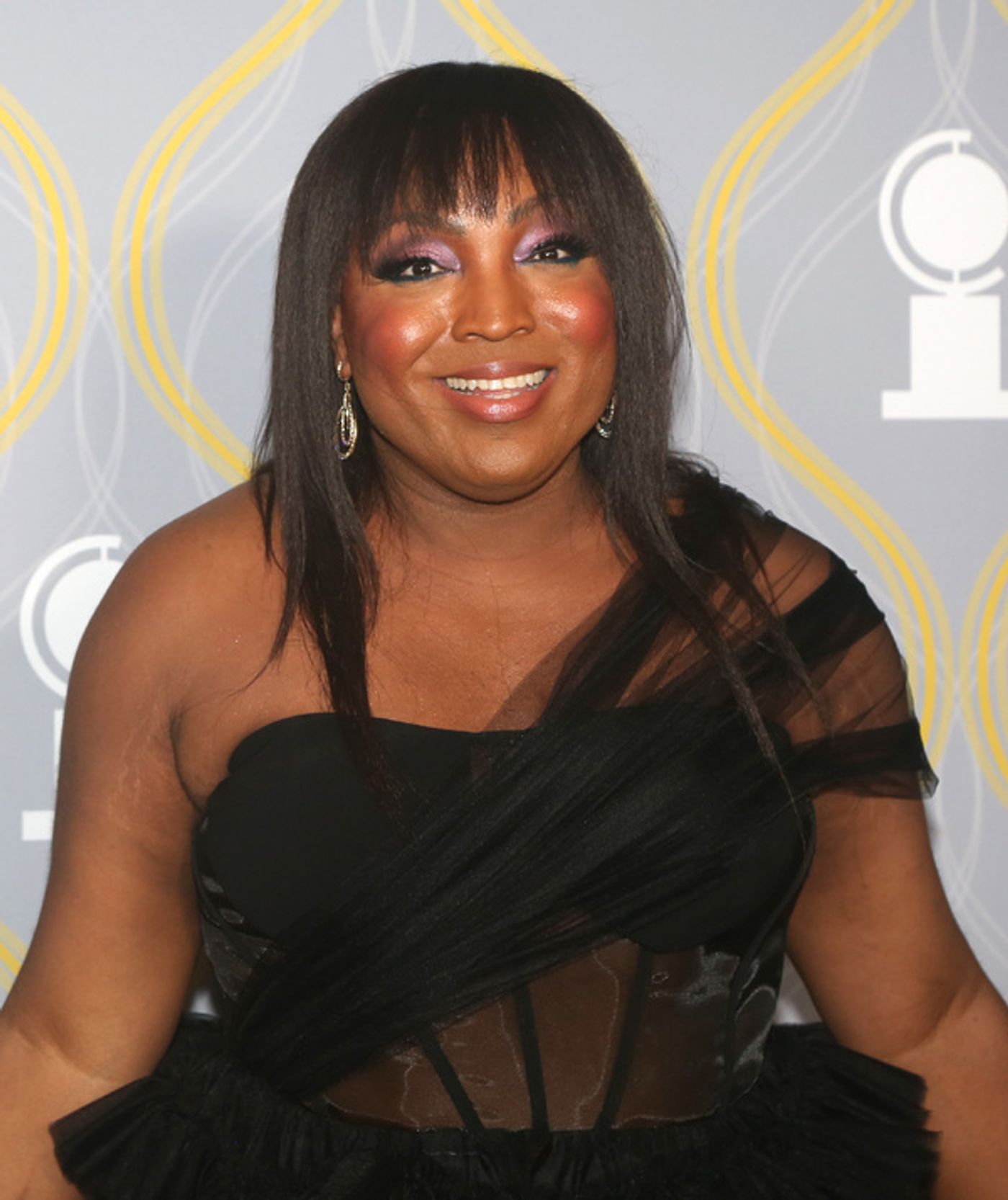 Photos: Broadway Stars Align on the 2022 Tony Awards Red Carpet  Image
