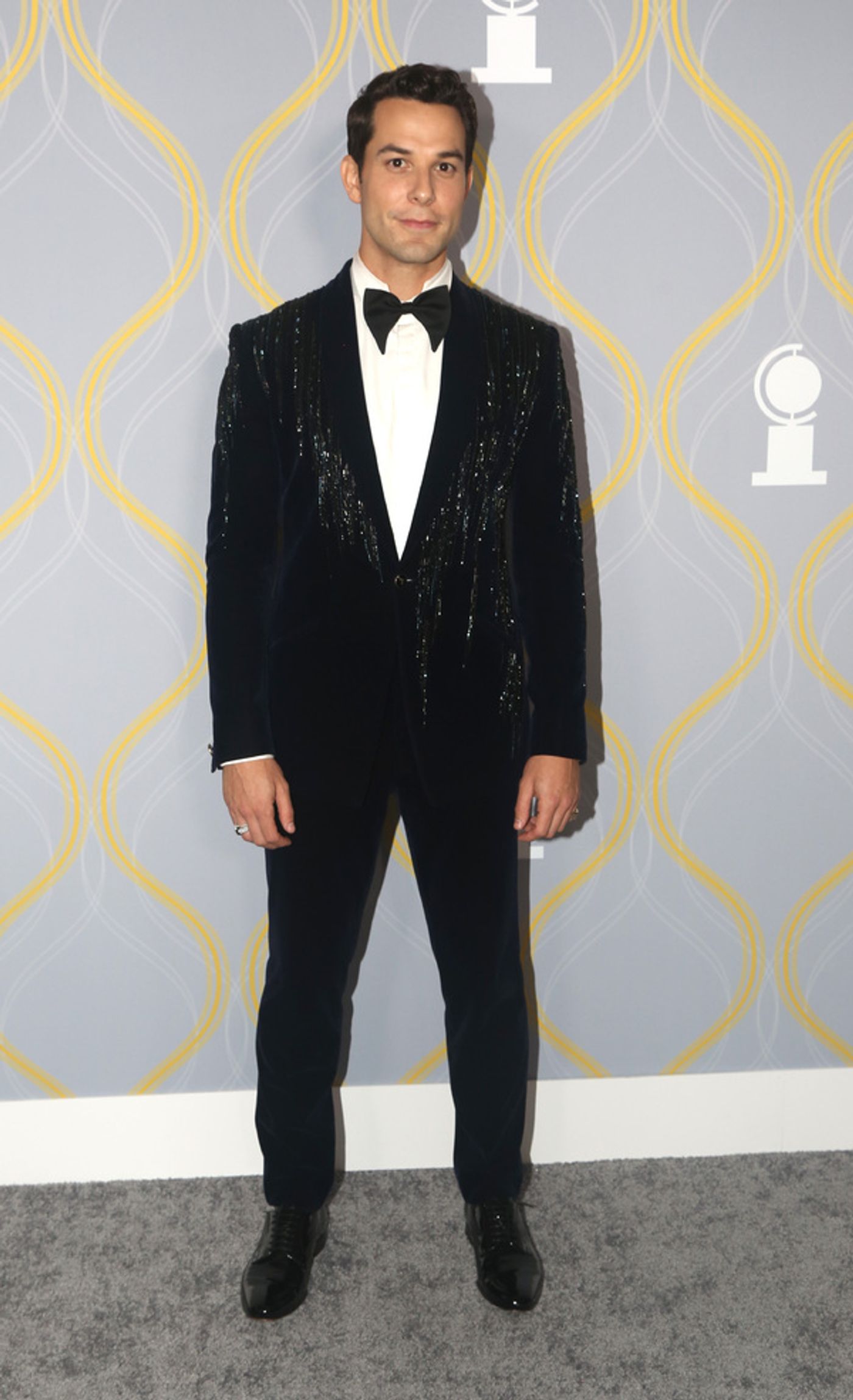 Photos: Broadway Stars Align on the 2022 Tony Awards Red Carpet  Image