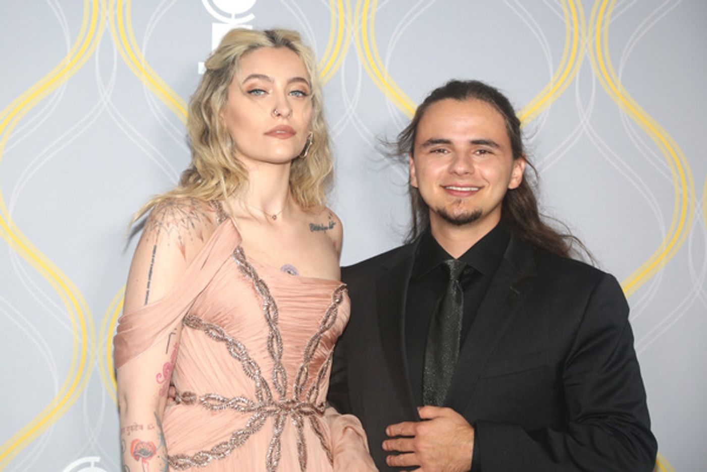 Photos: Broadway Stars Align on the 2022 Tony Awards Red Carpet  Image