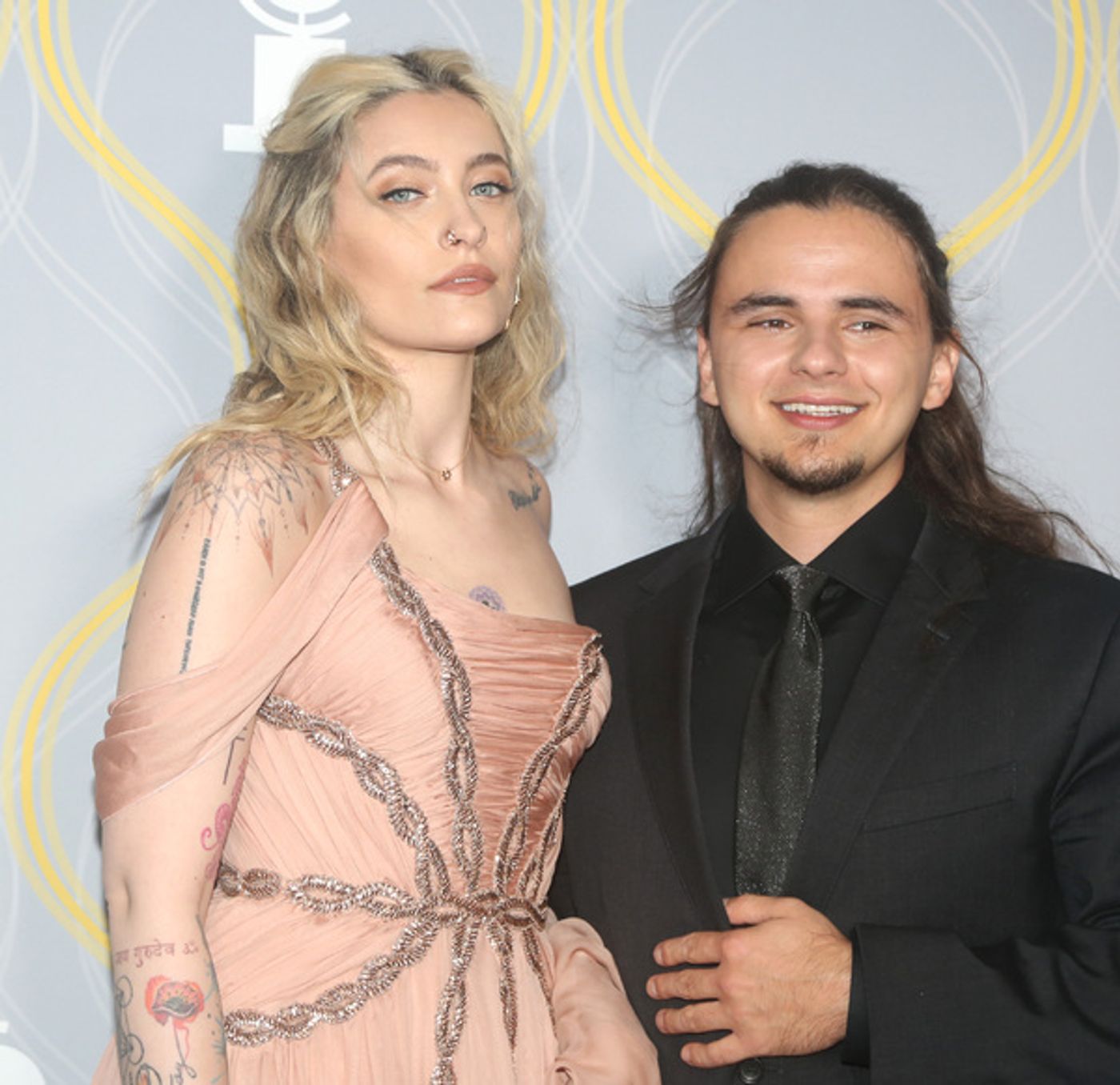 Photos: Broadway Stars Align on the 2022 Tony Awards Red Carpet  Image