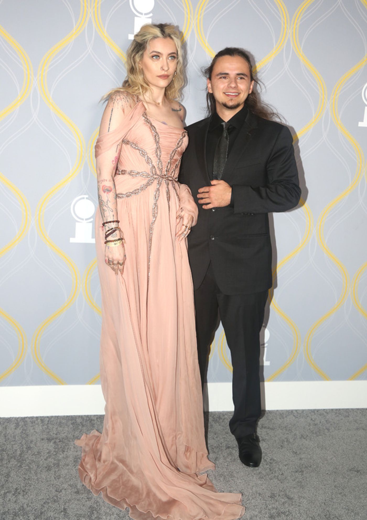 Photos: Broadway Stars Align on the 2022 Tony Awards Red Carpet  Image
