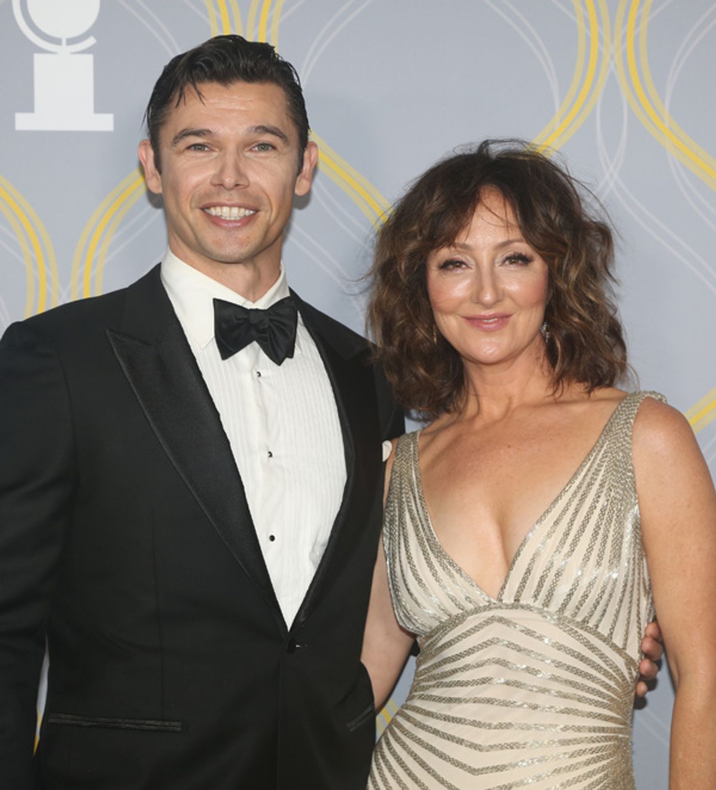 Photos: Broadway Stars Align on the 2022 Tony Awards Red Carpet  Image