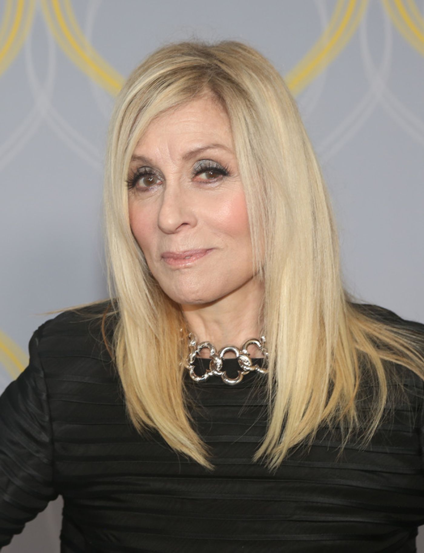 Photos: Broadway Stars Align on the 2022 Tony Awards Red Carpet  Image