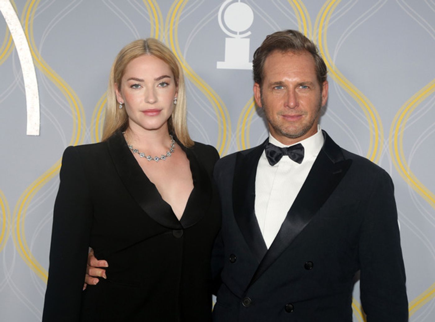 Photos: Broadway Stars Align on the 2022 Tony Awards Red Carpet  Image