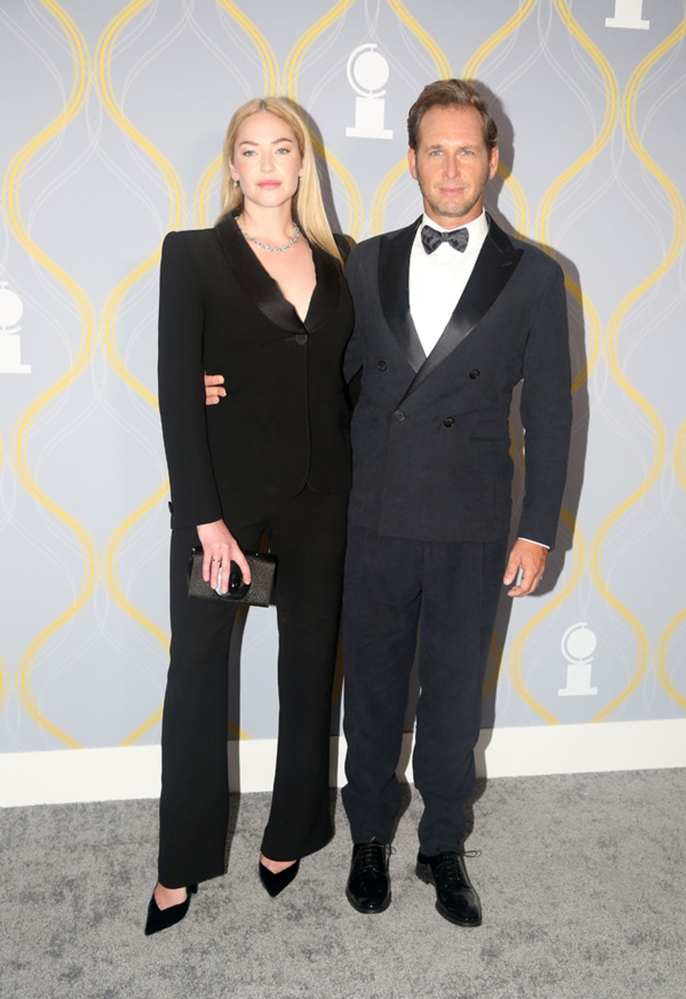 Photos: Broadway Stars Align on the 2022 Tony Awards Red Carpet  Image