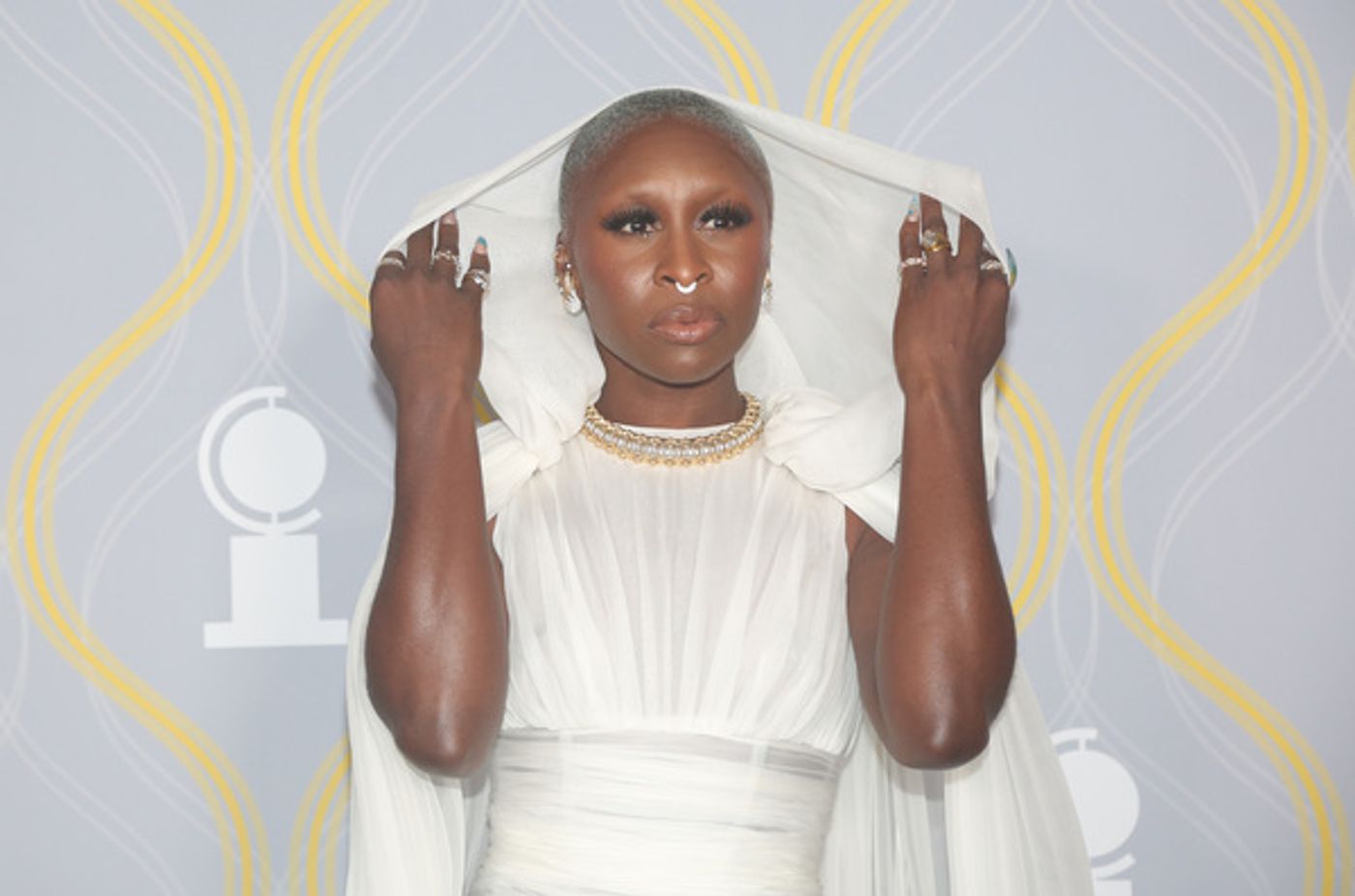 Photos: Broadway Stars Align on the 2022 Tony Awards Red Carpet  Image
