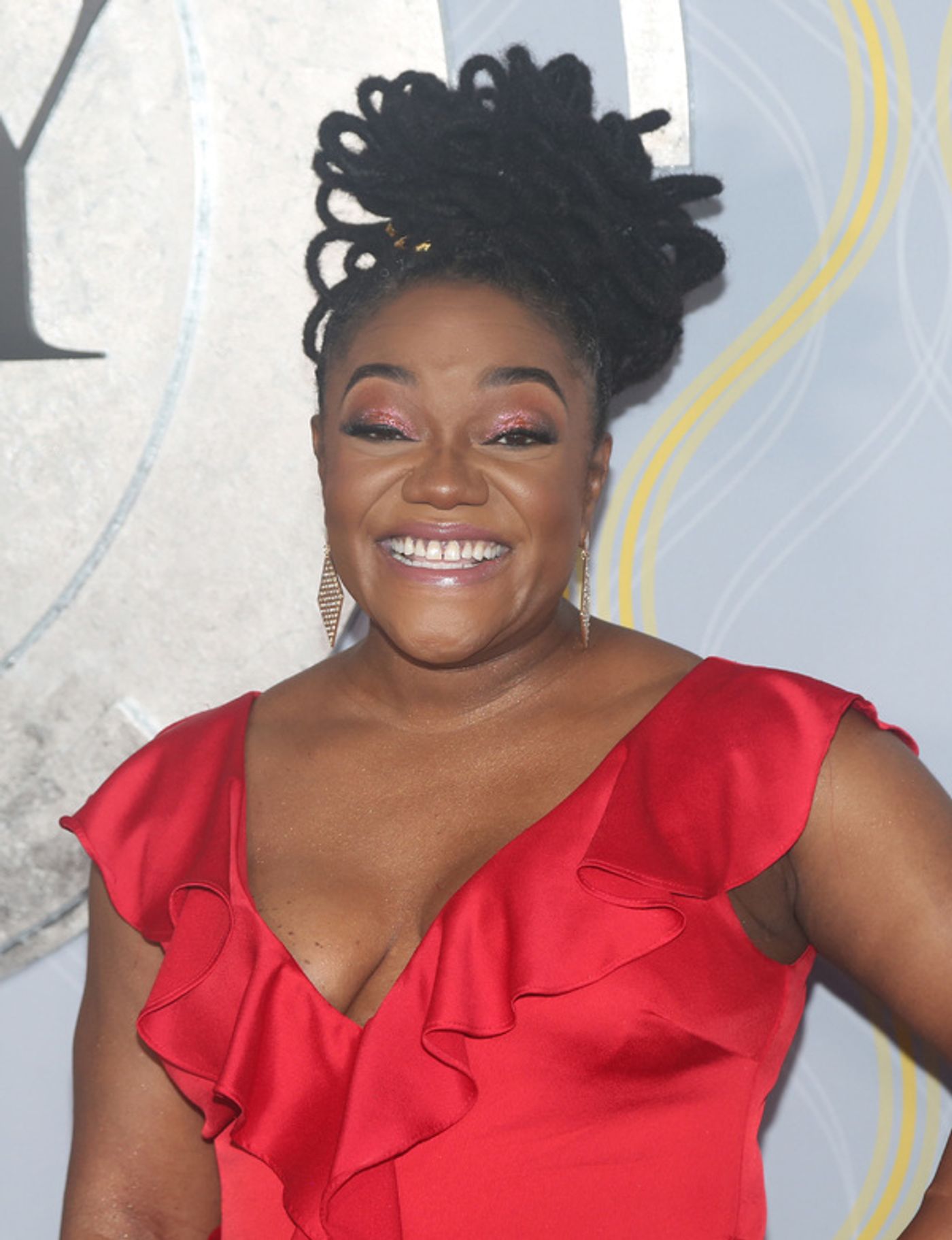 Photos: Broadway Stars Align on the 2022 Tony Awards Red Carpet  Image