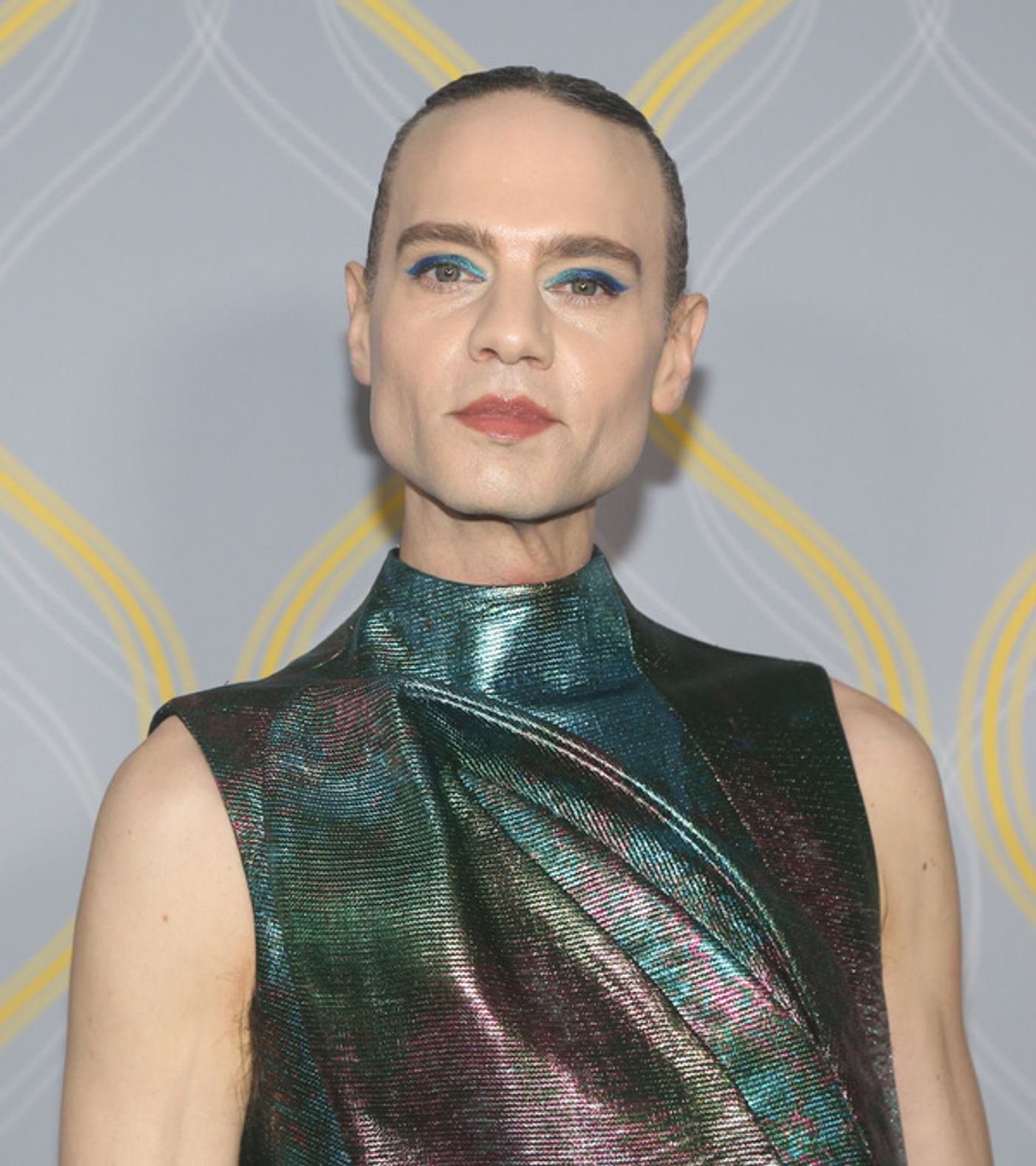 Photos: Broadway Stars Align on the 2022 Tony Awards Red Carpet  Image