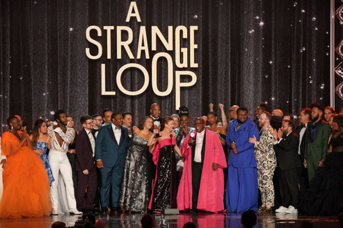 Producer Barbara Whitman and the cast and crew of 'A Strange Loop' at THE 75TH ANNUAL TONY AWARDS, live from Radio City Music Hall in New York City, Sunday, June 12 on the CBS Television Network. Emmy Award winners Darren Criss and Julianne Hough co-host THE TONY AWARDS: ACT ONE, an hour of exclusive content streaming live only on Paramount+, followed by Academy Award winner and Tony Award nominee Ariana DeBose hosting THE 75TH ANNUAL TONY AWARDS.  Photo: Mary Kouw/CBS ©2022 CBS Broadcasting, Inc. All Rights Reserved  at 