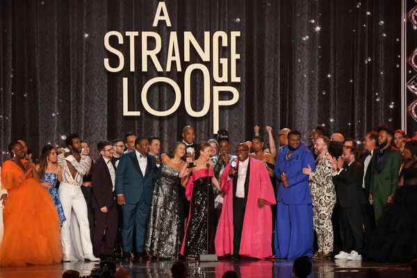 Producer Barbara Whitman and the cast and crew of 