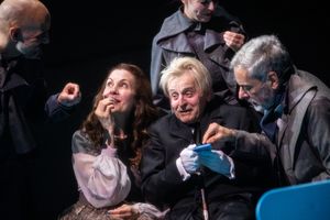 Darya Denisova, Nael Nacer, Jessica Hecht, Mikhail Baryshnikov, Mark Nelson Photo