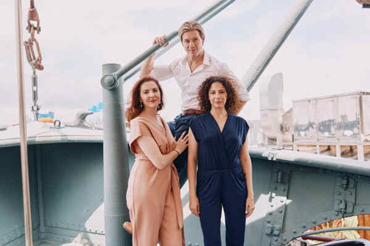 Photos: Meet the Cast of TITANIQUE In New Nautical Portraits  Image