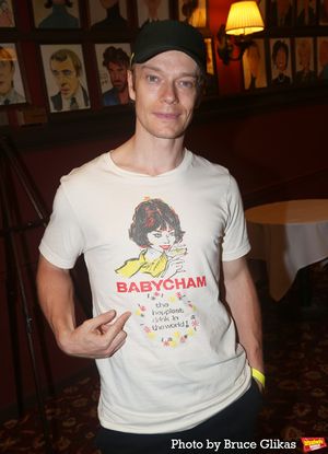 Alfie Allen Photo