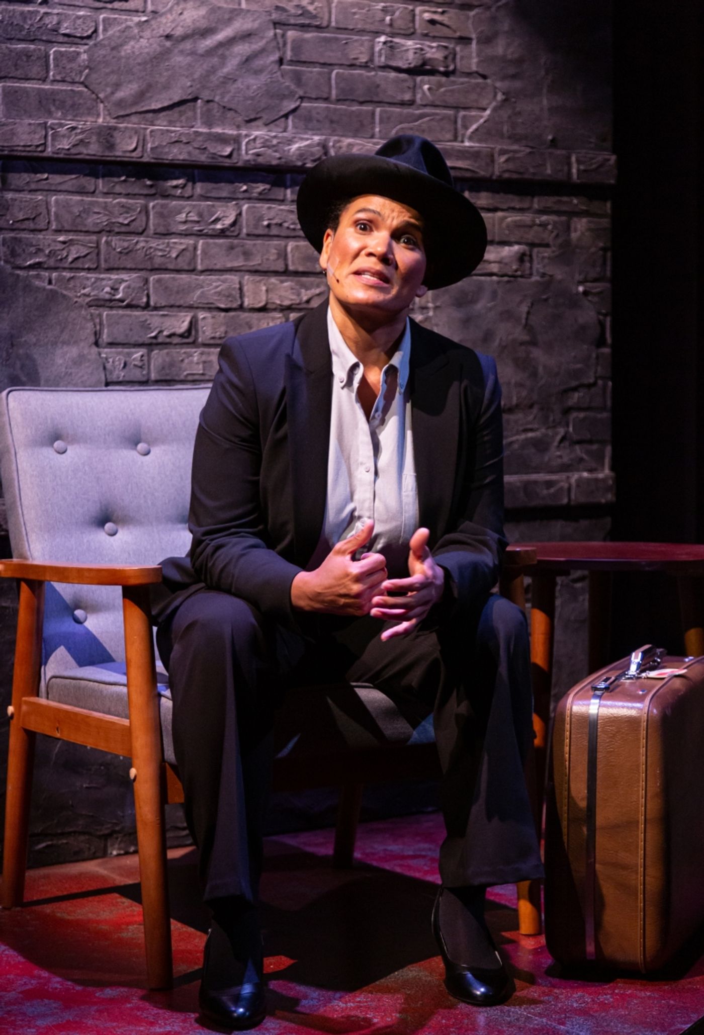 Review: FIRES IN THE MIRROR: CROWN HEIGHTS, BROOKLYN AND OTHER IDENTITIES at Theater J  Image