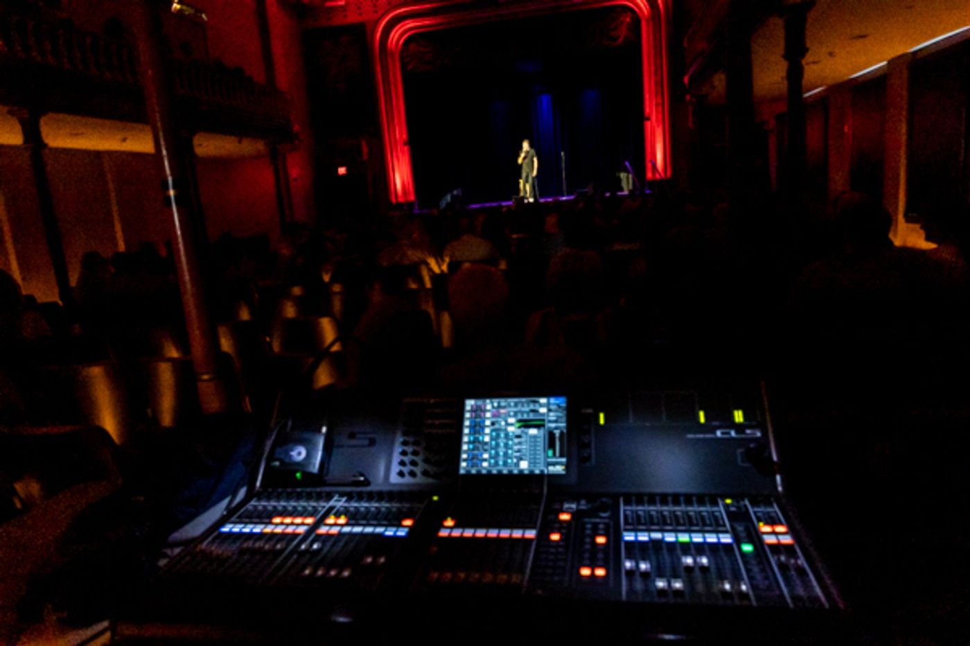 Photos: Inside Mount Vernon Arts Consortium presents KEVIN NEALON  Image