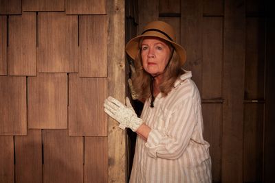 Linda Gehringer Photo