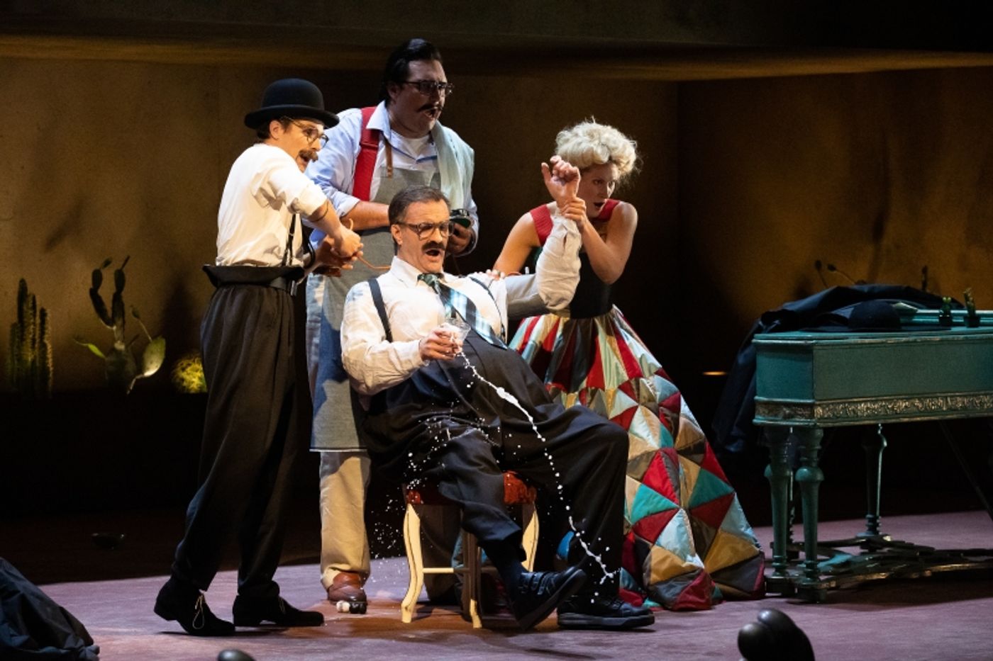 Review: LAZEBNÍK SEVILLSKÝ v Národním divadle  Image