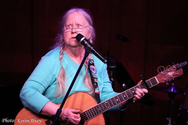 Christine Lavin Photo