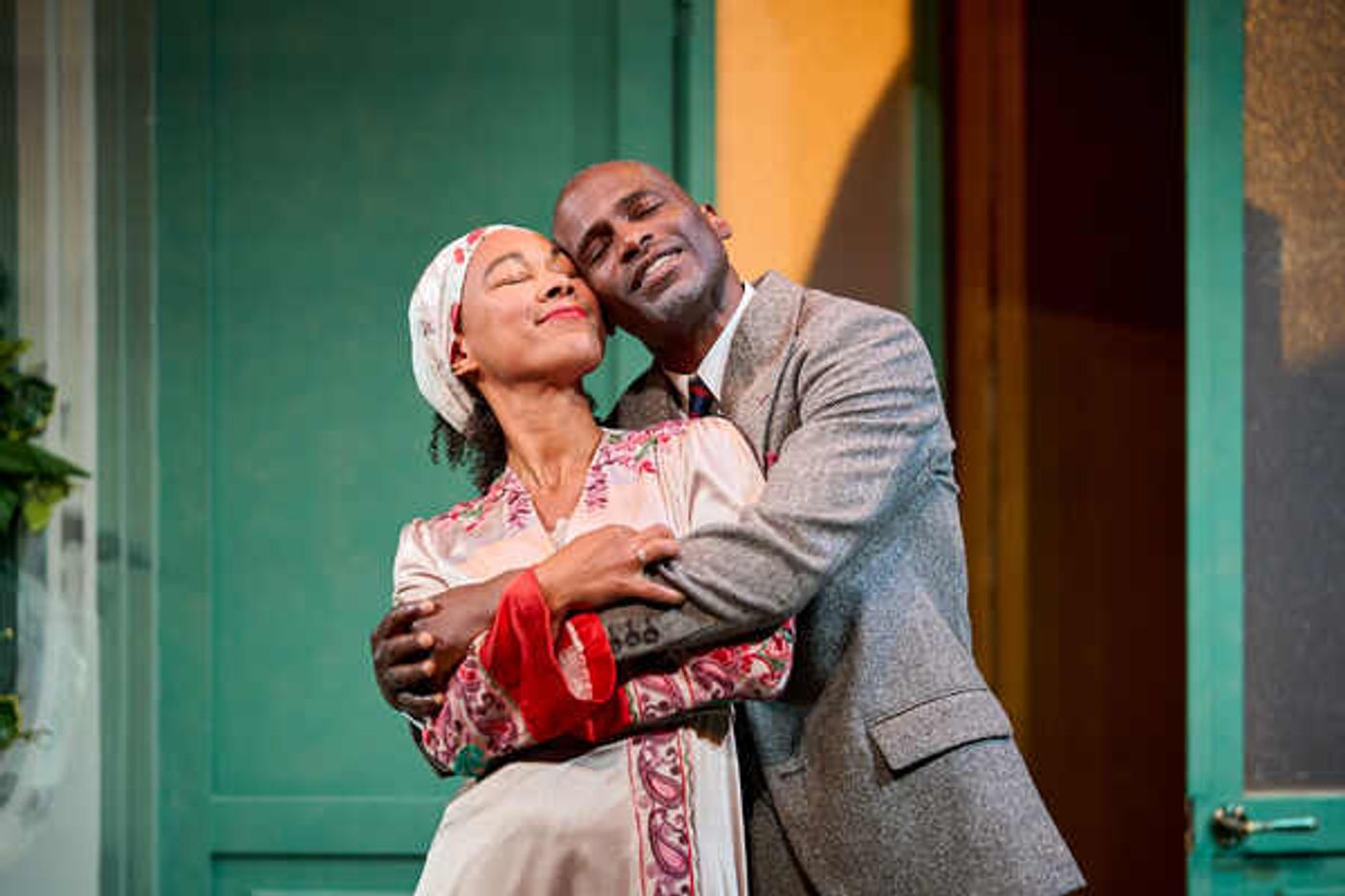 Photos: First Look at Noel Coward's PRIVATE LIVES at Pitlochry Festival  Image