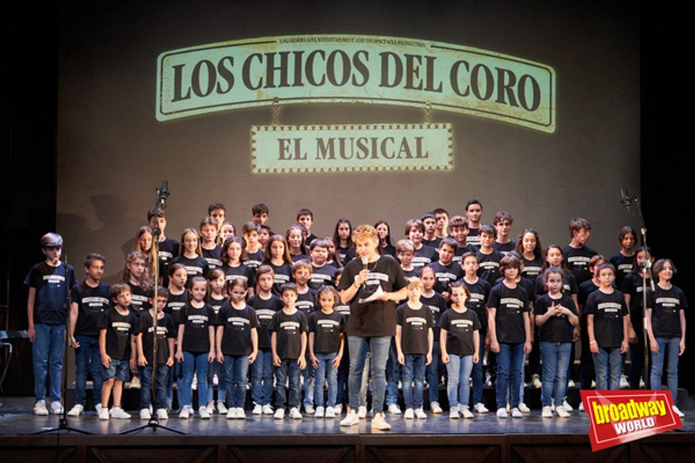 PHOTOS: LOS CHICOS DEL CORO se presentan en el Teatro de la Latina  Image