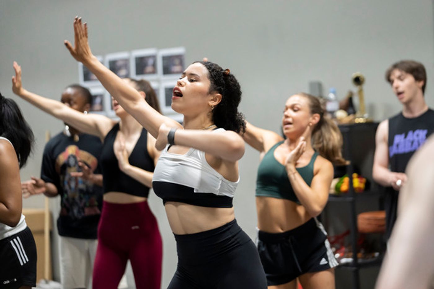 Photos: Inside Rehearsals For BUGSY MALONE at Theatre Royal Bath  Image