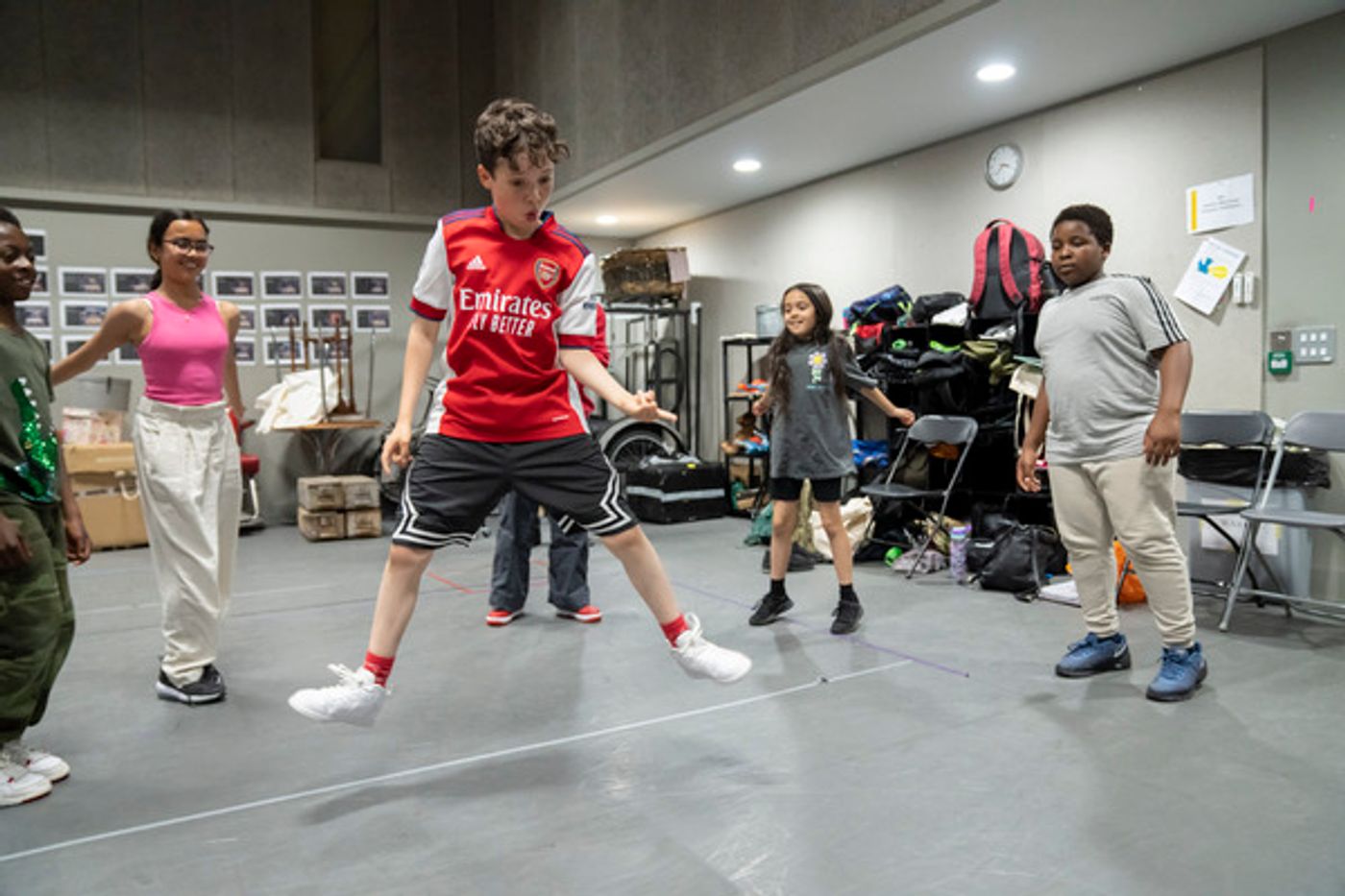 Photos: Inside Rehearsals For BUGSY MALONE at Theatre Royal Bath  Image