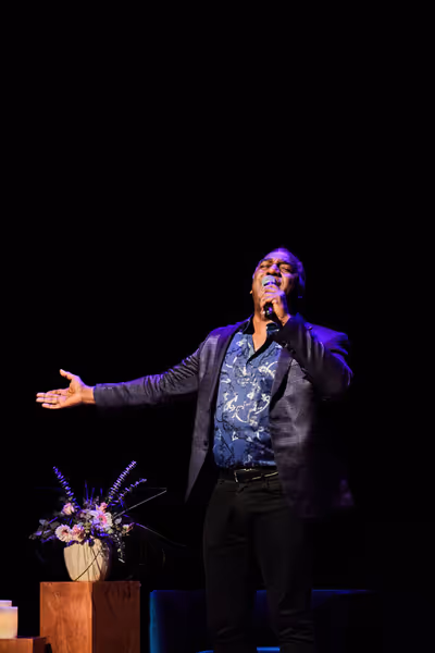 Norm Lewis  Photo
