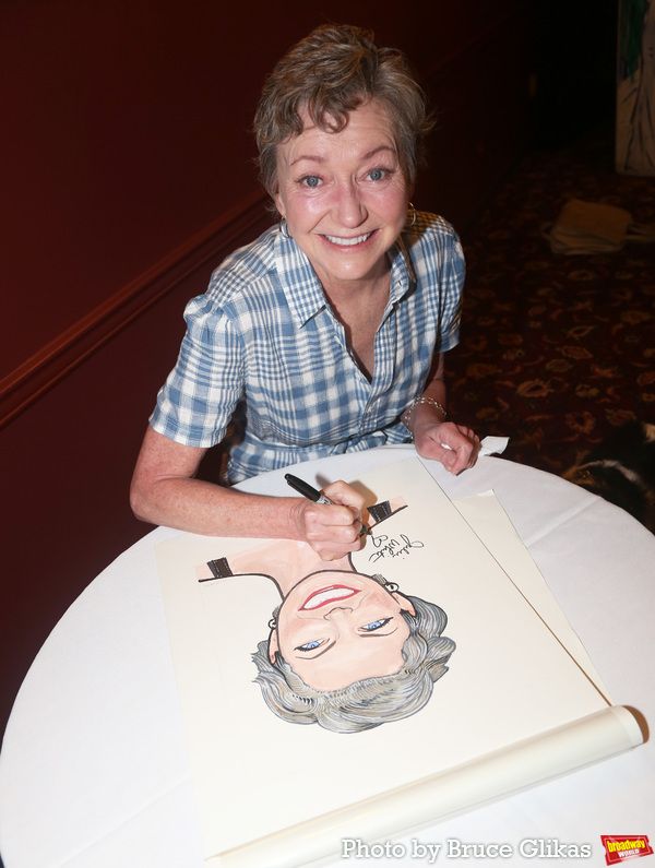 Julie White Photo