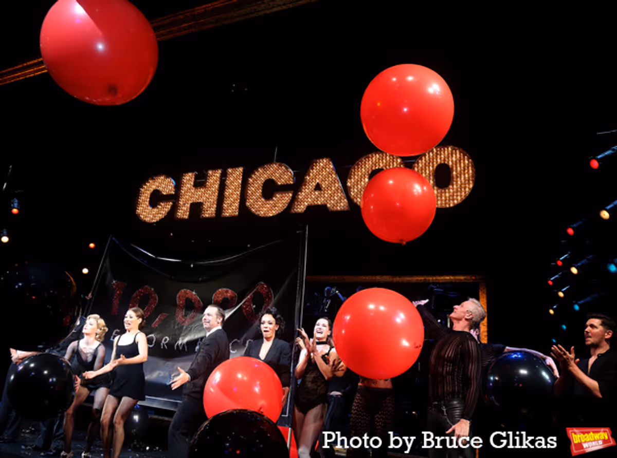 Emma Pittman, Bianca Marroquín and cast at Photos: CHICAGO Celebrates 10,000 Performances on Broadway
