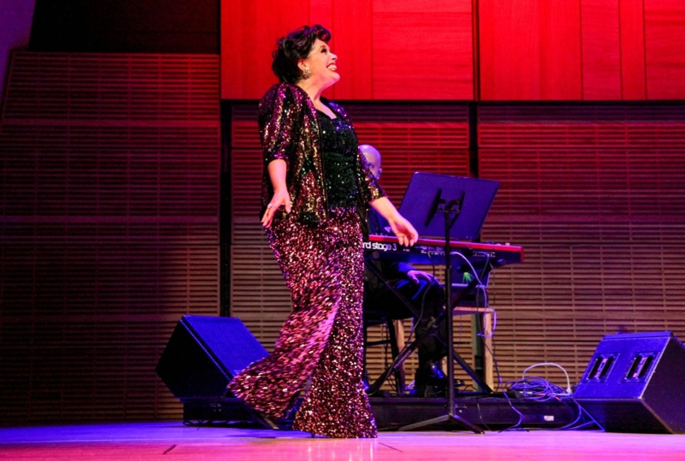 Photos: HAPPY 100TH BIRTHDAY JUDY GARLAND!  STARRING DEBBIE WILEMAN at Carnegie Hall  Image