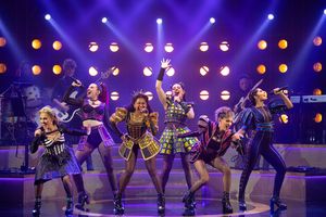 Loren Hunter, Chelsea Dawson, Phoenix Jackson Mendoza, Kala Gare, Kiana Daniele, Vidy Photo