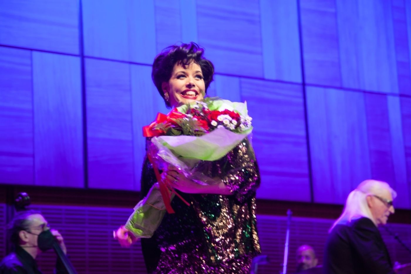 Review: Internet Sensation Debbie Wileman Conjures What Might Have Been In HAPPY 100TH BIRTHDAY JUDY GARLAND! At Carnegie Hall  Image
