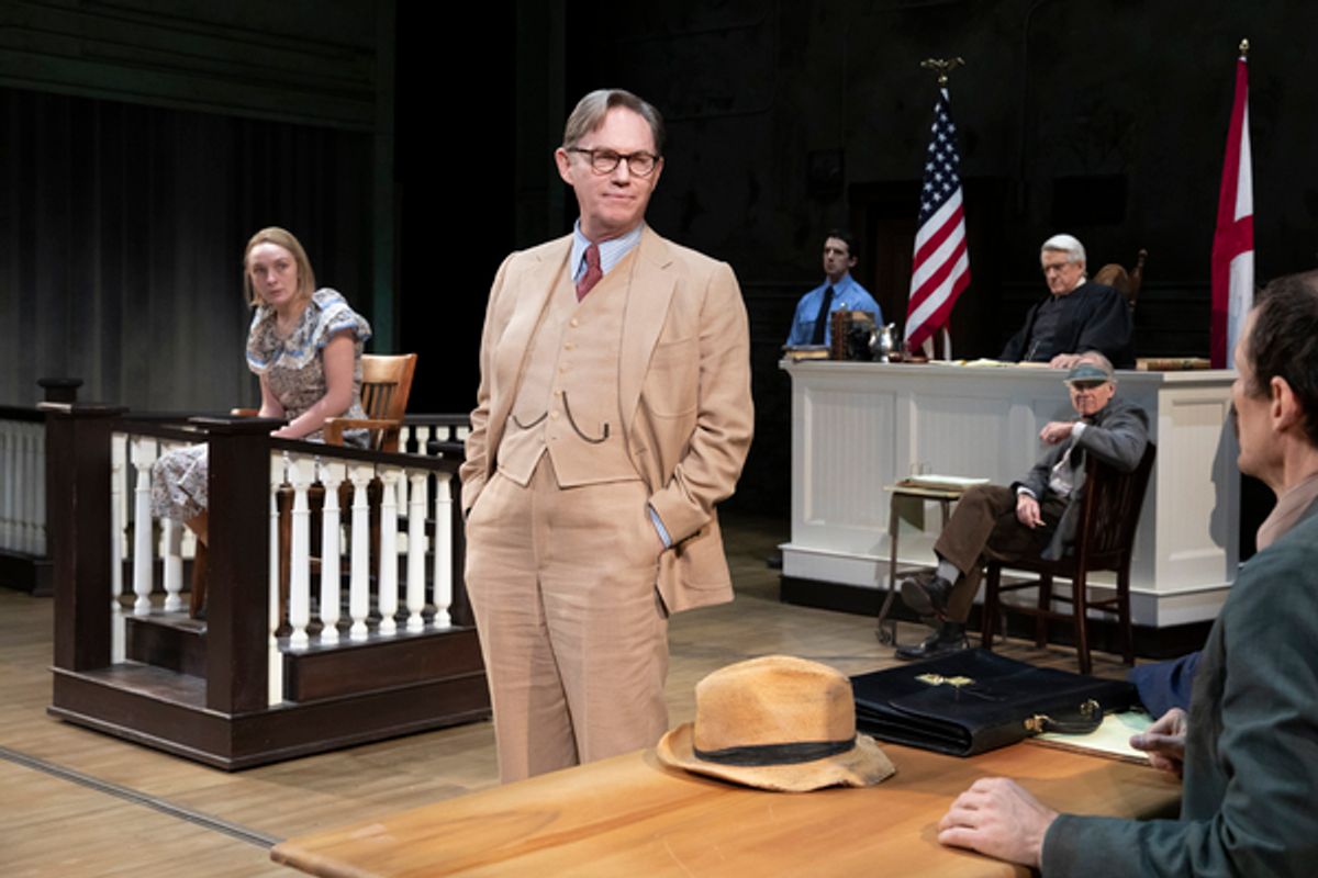 Arianna Gayle Stucki (“Mayella Ewell”), Richard Thomas (“Atticus Finch”), Stephen Elrod (“Bailiff”), Richard Poe (“Judge Taylor”), Greg Wood (“Mr. Roscoe”) and Joey Collins (“Bob Ewell”) at 
