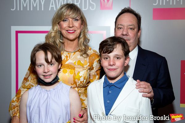 Margo Nederlander, James L. Nederlander, and family Photo