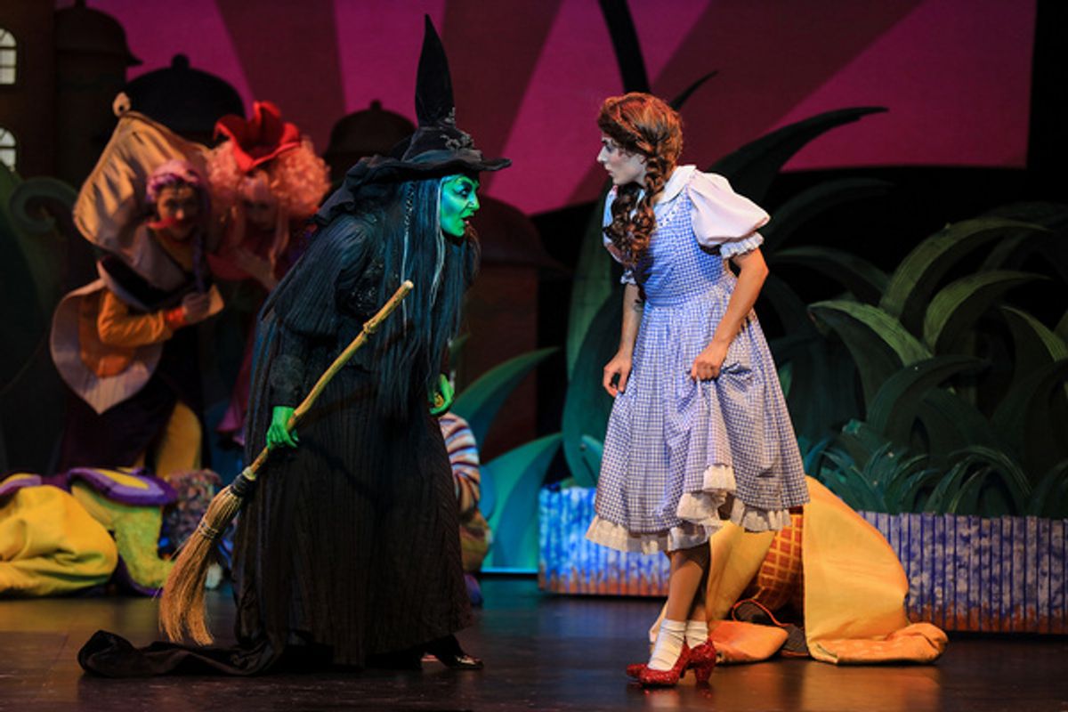The Cast of THE WIZARD OF OZ at Photos: Follow The Yellow Brick Road To Broadway Palm For THE WIZARD OF OZ