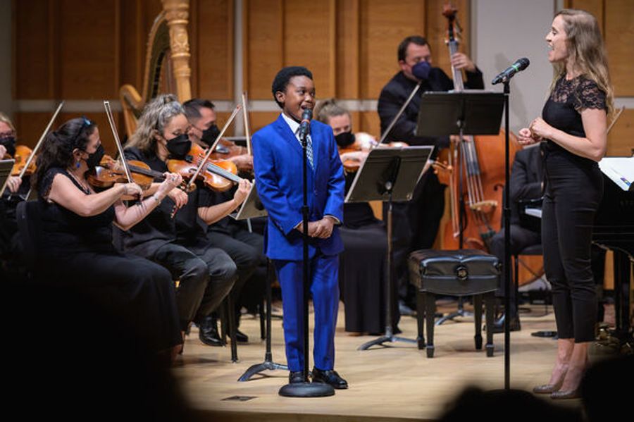 Photos: Baayork Lee, Erika Henningsen, Jason Tam and More
In Transport Group's RODGERS & HAMMERSTEIN: A BROADWAY CELEBRATION Image