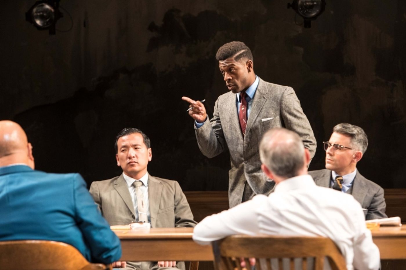 Review: TWELVE ANGRY MEN at Theatre Latte Da  Image
