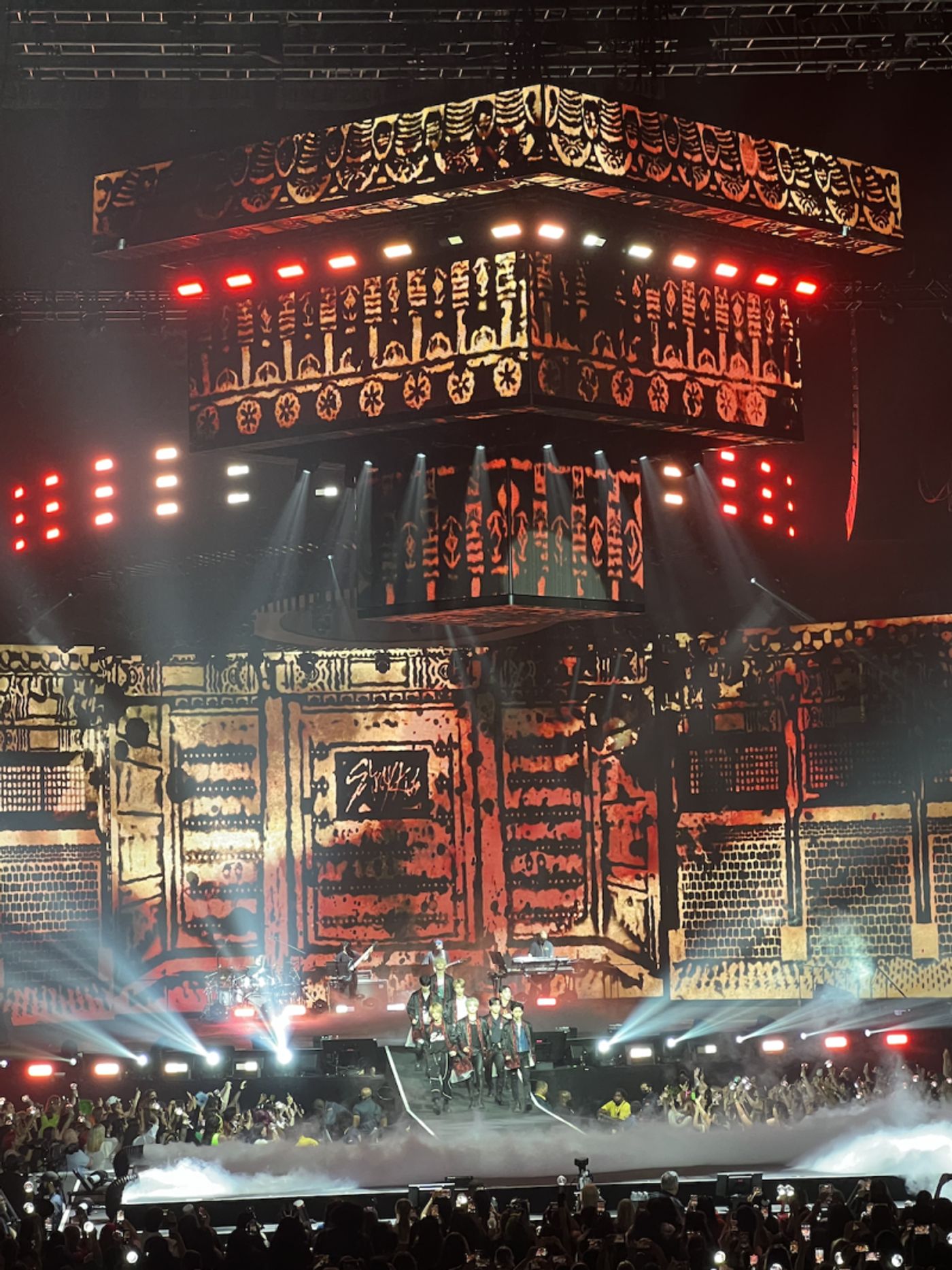 Concert Review: STRAY KIDS Turn Newark's Prudential Center Into an Electric Rave  Image