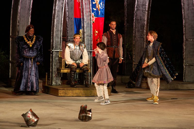Photos: The Cast of RICHARD III Takes Their Opening Night  Bows at the Delacorte Theater! — photo 1 of 69