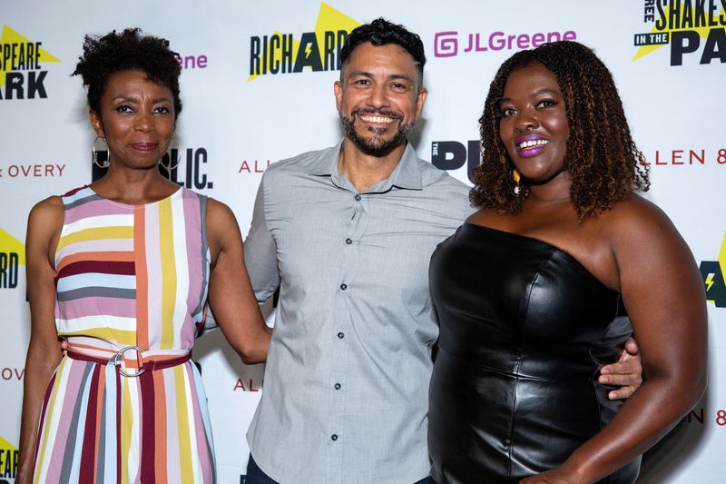 Photos: The Cast of RICHARD III Takes Their Opening Night  Bows at the Delacorte Theater! — photo 61 of 69