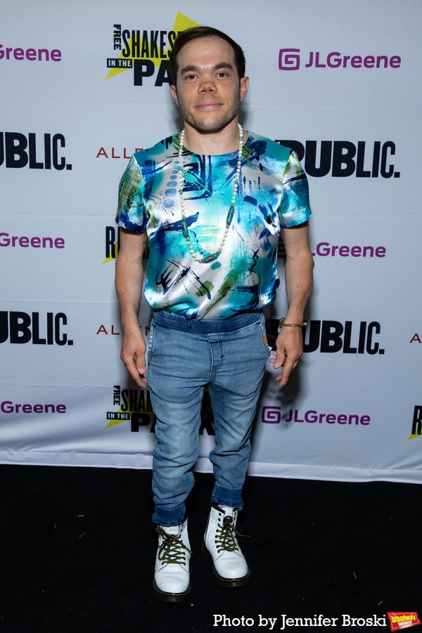 Photos: The Cast of RICHARD III Takes Their Opening Night Bows at the Delacorte Theater! — photo 44 of 69