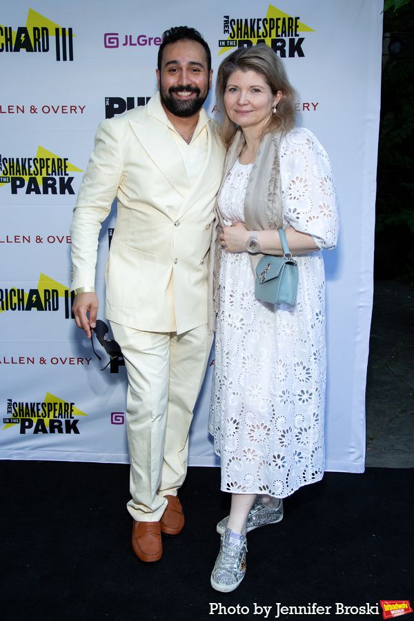 Nuah Ozryel and guest Photo